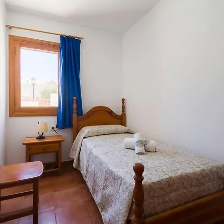 Capitan Aleycar Ideal Familias Коральео